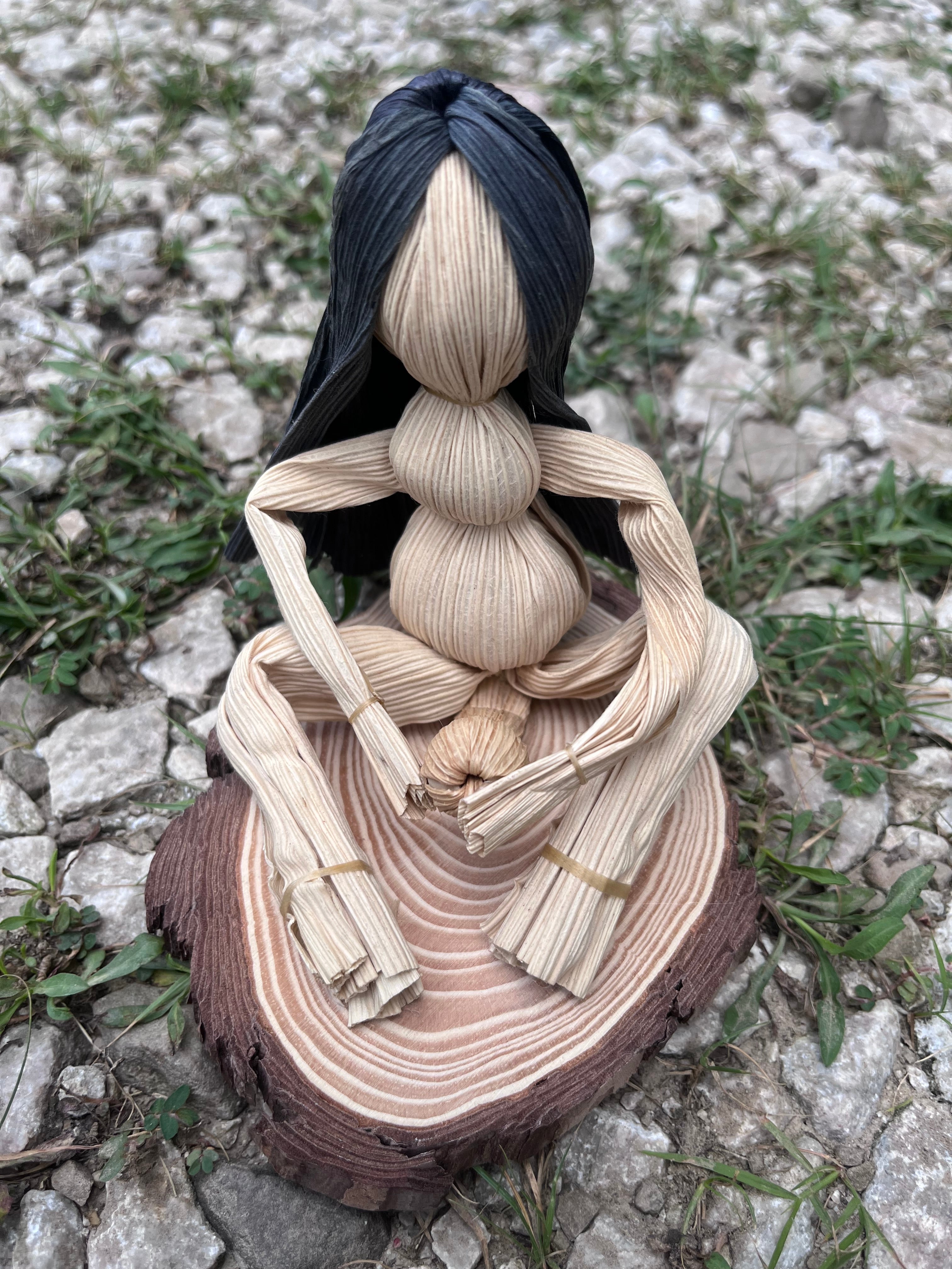 ᎡᏥ — Etsi (Mother)