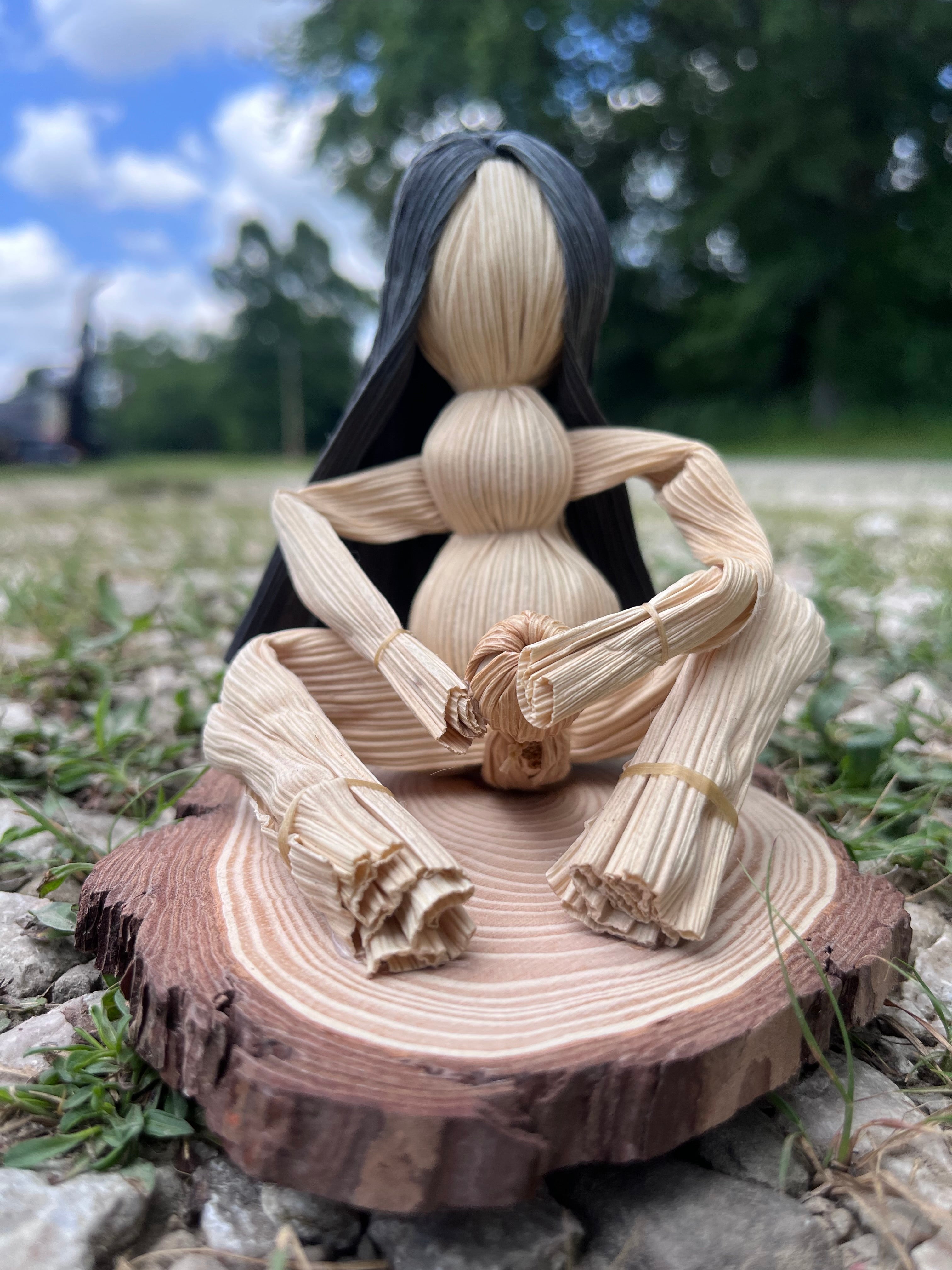 ᎡᏥ — Etsi (Mother)