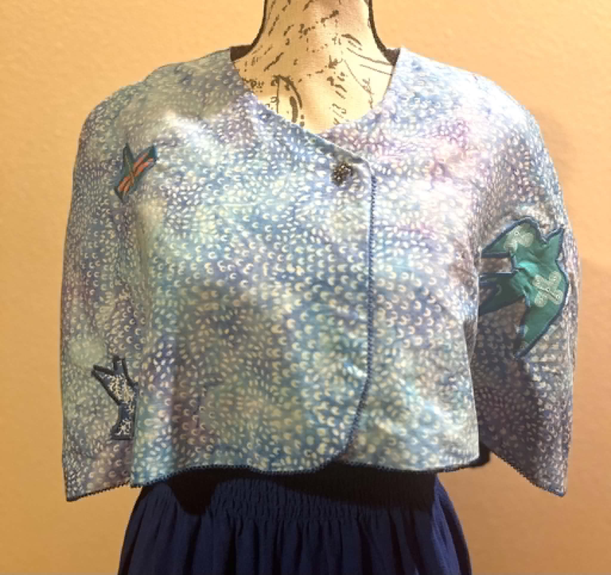 Reversible Day/Night Appliqued Upper World Capelet